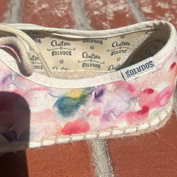 Soludos Shoes - Picture 11 of 12